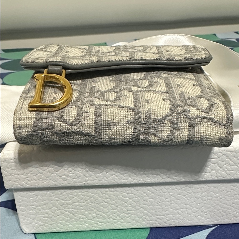 Dior Saddle Compact Tri-Fold Wallet - Picture 7 of 15